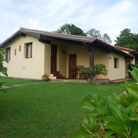 Apartamentos El Perujo Комильяс Экстерьер фото